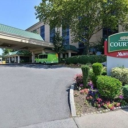 Courtyard By Marriott New York Laguardia Airport Hotel Eksteriør billede